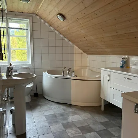 Stille Og Fredelig Med Panoramautsikt Nyaraló *