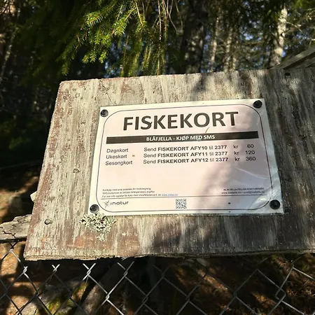 別荘 Stille Og Fredelig Med Panoramautsikt Valsøybotn