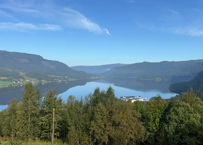 Stille Og Fredelig Med Panoramautsikt Nyaraló Valsøybotn