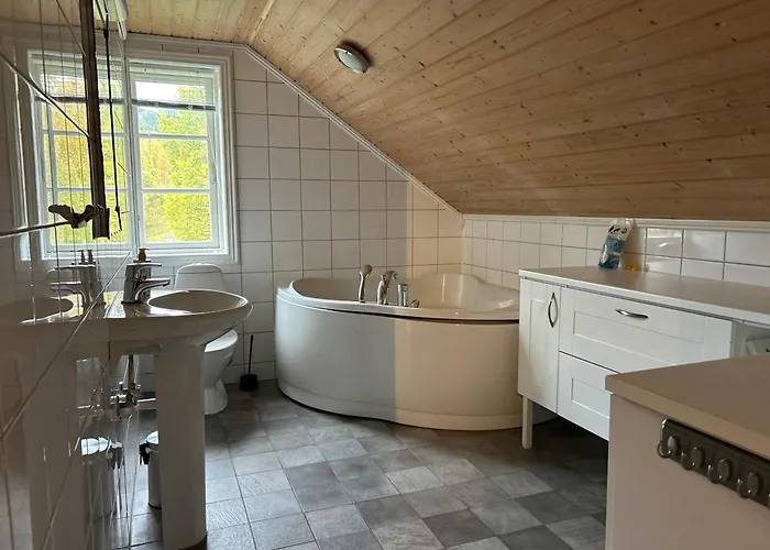 Stille Og Fredelig Med Panoramautsikt Ferienhaus *